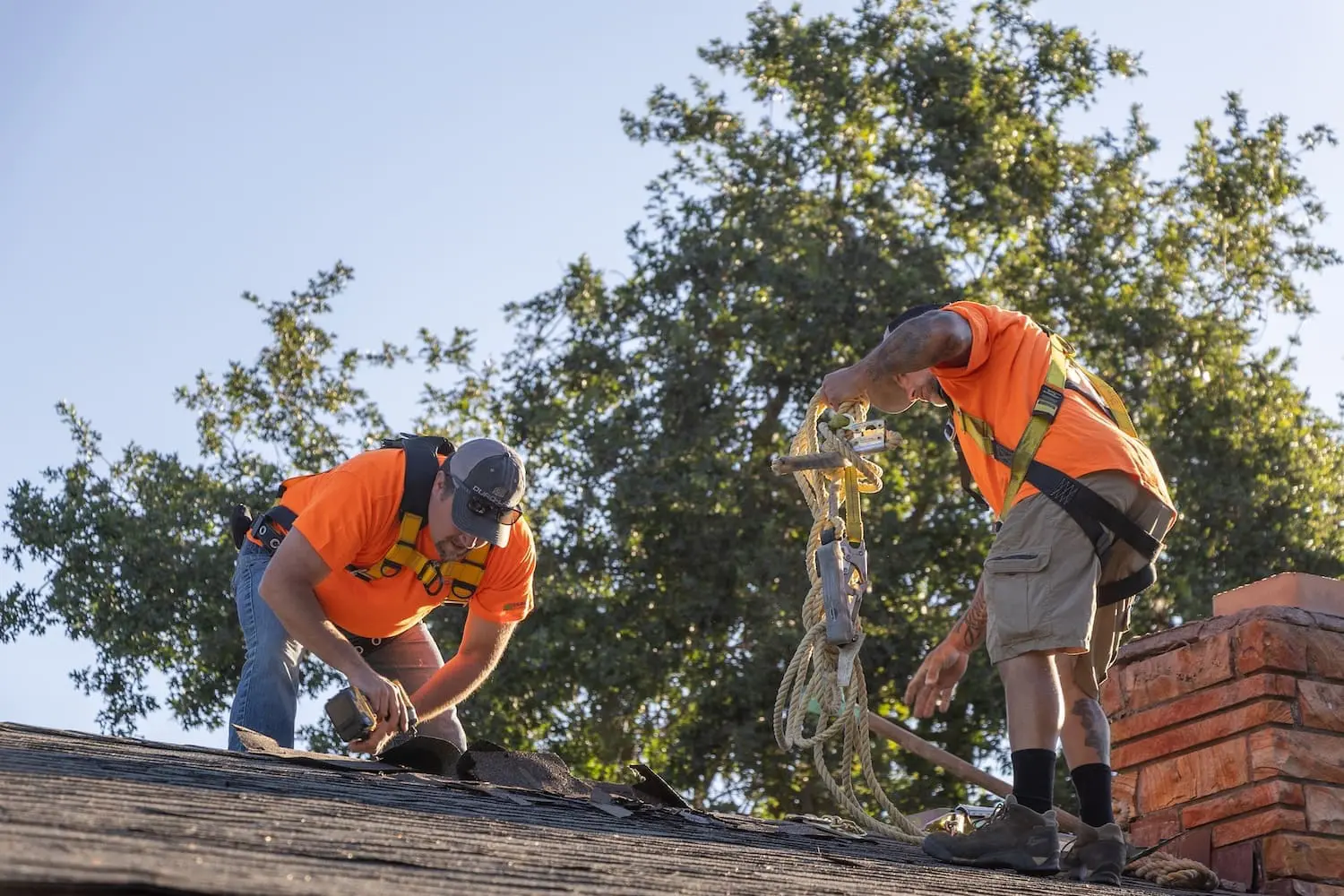 Rogue Valley Habitat for Humanity roof deployment for a Navy veteran, Medford, Oregon