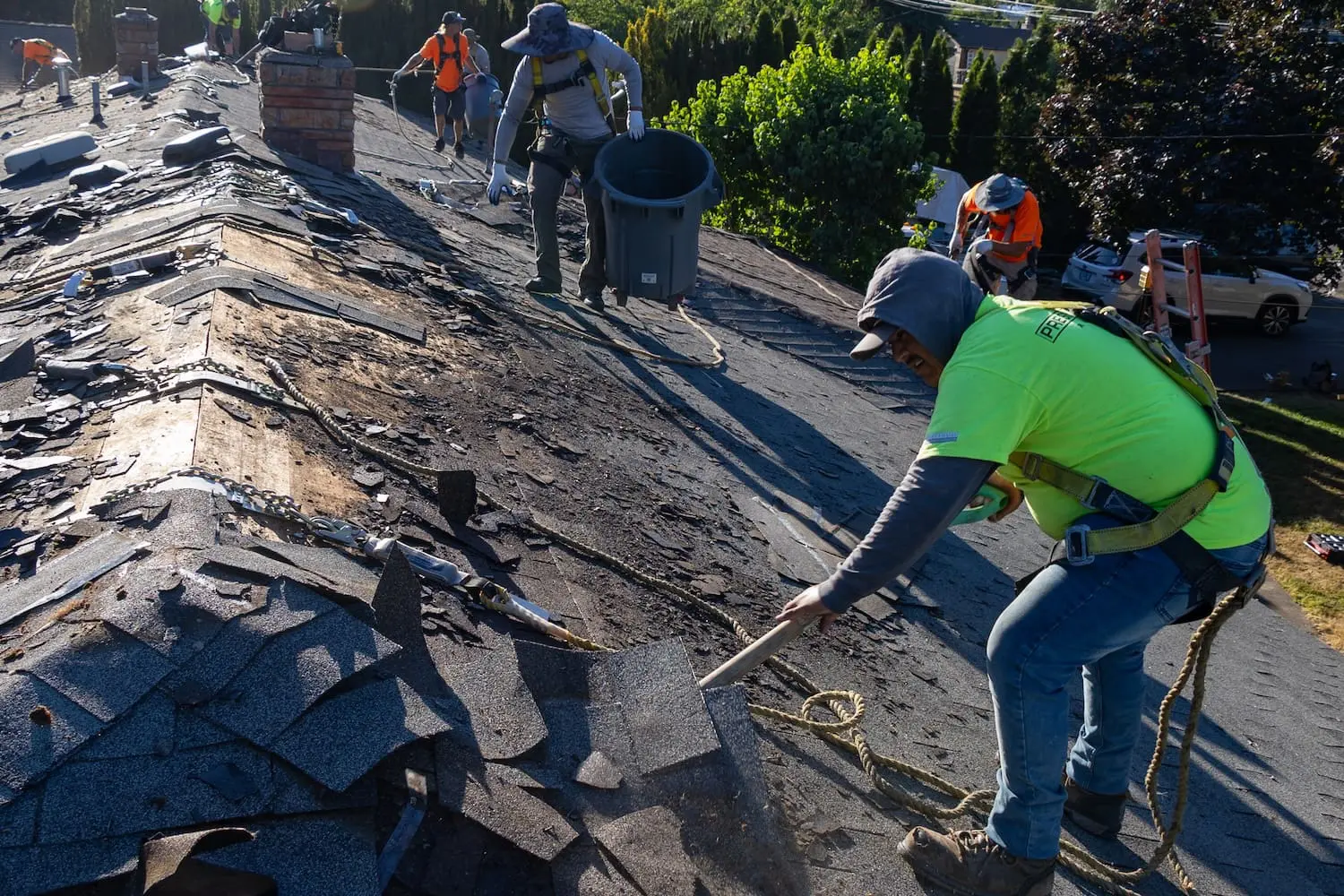 Rogue Valley Habitat for Humanity roof deployment for a Navy veteran, Medford, Oregon