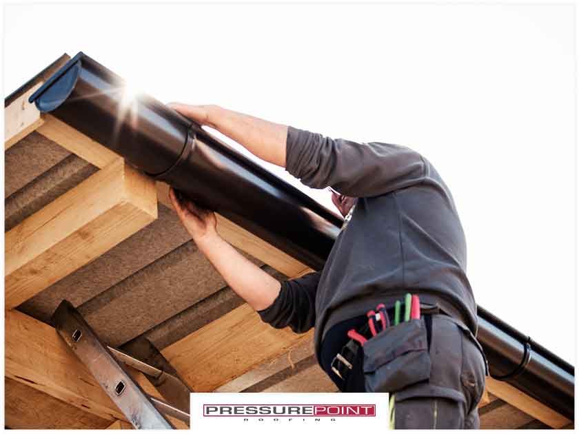 Should RoofIng and Gutters Be Replaced at the Same Time?